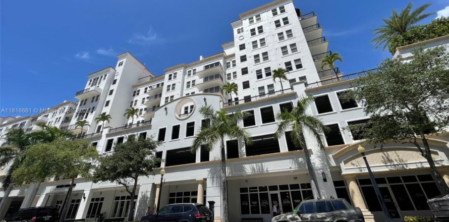 Condo in Coral Gables, Florida, 2 bedrooms  № 1804178