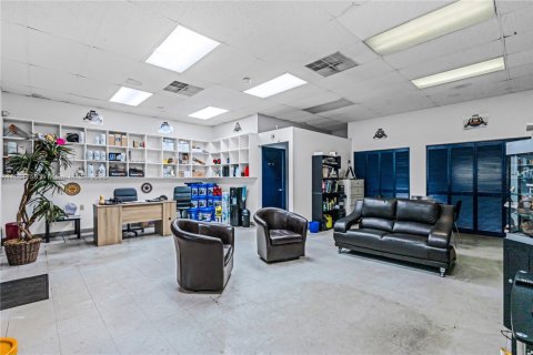 Commercial property in Homestead, Florida № 2018969 - photo 20