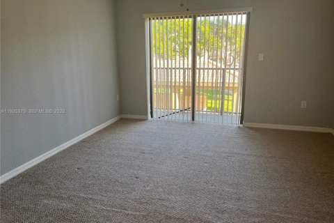 Copropriété à louer à Cutler Bay, Floride: 3 chambres, 128.48 m2 № 2000163 - photo 12