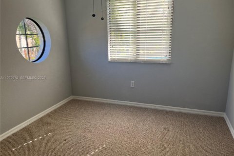 Copropriété à louer à Cutler Bay, Floride: 3 chambres, 128.48 m2 № 2000163 - photo 16