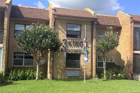 Condo in Ocala, Florida, 2 bedrooms  № 2359225