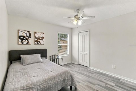 Villa ou maison à vendre à Orlando, Floride: 5 chambres, 255.2 m2 № 2406266 - photo 28
