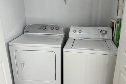 Condominio en alquiler en Orlando, Florida, 1 dormitorio, 69.12 m2 № 1822819 - foto 3