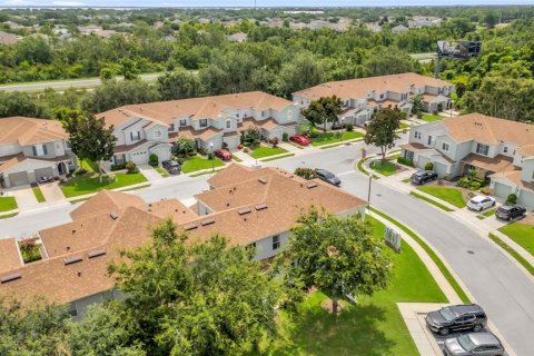 Townhouse in Kissimmee, Florida 3 bedrooms, 156.35 sq.m. № 1823027 - photo 27