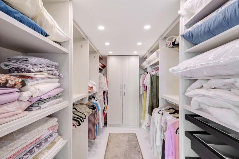 Condominio en venta en Bal Harbour, Florida, 2 dormitorios, 156.82 m2 № 2077101 - foto 15