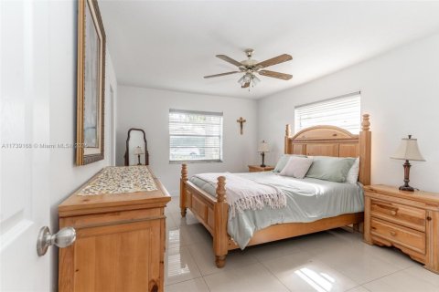 Casa en venta en Coral Springs, Florida, 4 dormitorios, 130.99 m2 № 1946518 - foto 15