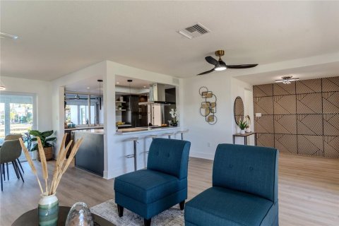 Casa en venta en Saint Petersburg, Florida, 3 dormitorios, 156.08 m2 № 2144560 - foto 10