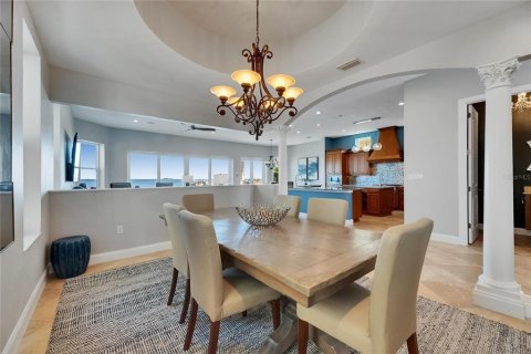 House in Apollo Beach, Florida 5 bedrooms, 387.96 sq.m. № 1786354 - photo 19