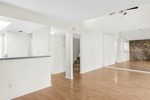 Купить кондоминиум в Гейнсвилл, Флорида 7 комнат, 119.84м2, № 2235336 - фото 5