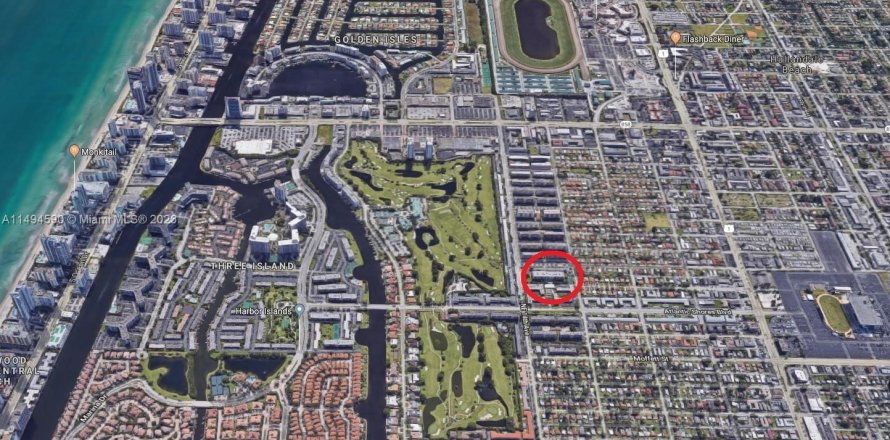 Condo in Hallandale Beach, Florida, 1 bedroom № 1959116