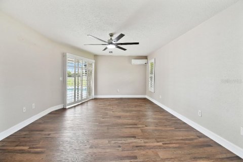 House in North Port, Florida 4 bedrooms, 218.88 sq.m. № 1673495 - photo 18