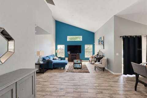 Casa en venta en Tavares, Florida, 4 dormitorios, 206.34 m2 № 2385670 - foto 6