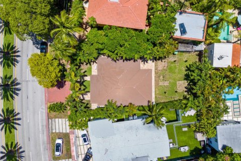 House in Miami Beach, Florida 4 bedrooms № 1938563 - photo 20