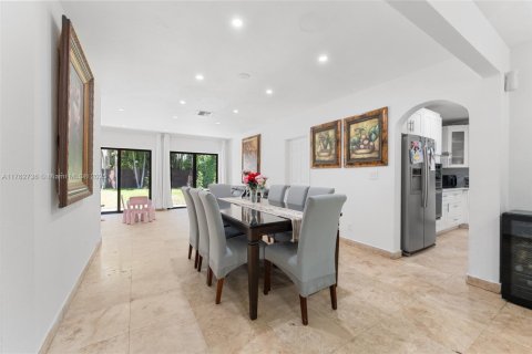 House in Miami Beach, Florida 4 bedrooms № 1938563 - photo 24