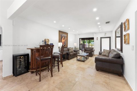 Villa ou maison à vendre à Miami Beach, Floride: 4 chambres № 1938563 - photo 23