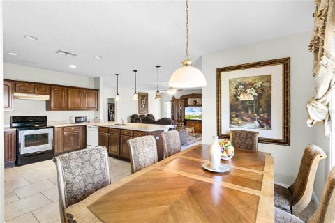 Casa en venta en Kissimmee, Florida, 4 dormitorios, 260.68 m2 № 1798354 - foto 13