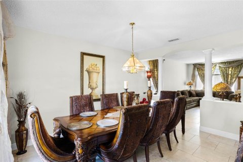 Casa en venta en Kissimmee, Florida, 4 dormitorios, 260.68 m2 № 1798354 - foto 11