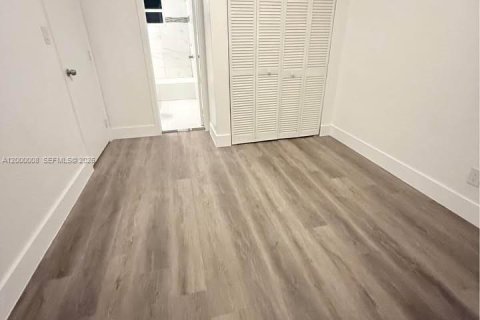 Apartamento en alquiler en Hallandale Beach, Florida, 1 dormitorio, 236.25 m2 № 2066911 - foto 5