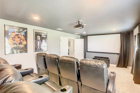 Villa ou maison à vendre à Davenport, Floride: 8 chambres, 363.15 m2 № 2299078 - photo 6