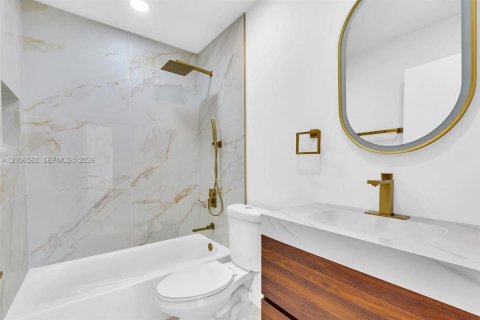 Casa en venta en West Park, Florida, 3 dormitorios, 92.9 m2 № 2426050 - foto 26