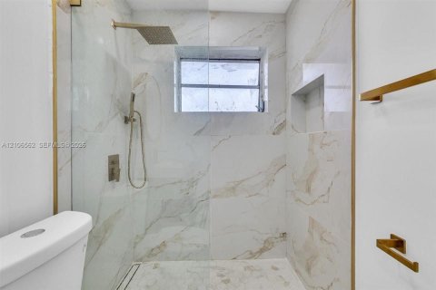 Casa en venta en West Park, Florida, 3 dormitorios, 92.9 m2 № 2426050 - foto 28