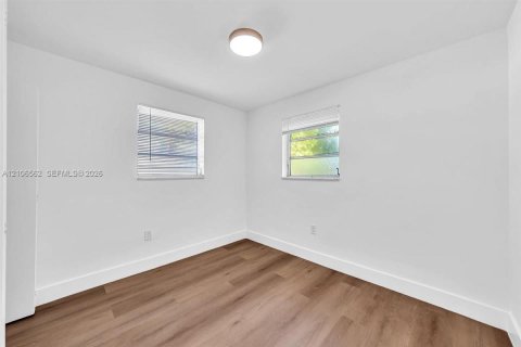 Casa en venta en West Park, Florida, 3 dormitorios, 92.9 m2 № 2426050 - foto 23