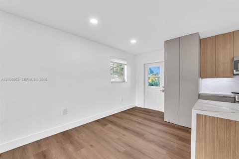 Casa en venta en West Park, Florida, 3 dormitorios, 92.9 m2 № 2426050 - foto 14
