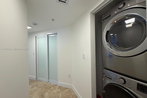 Купить кондоминиум в Санни-Айлс-Бич, Флорида 2 спальни, 150.78м2, № 2240421 - фото 12