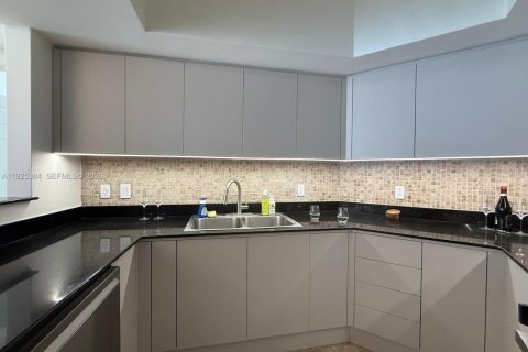 Купить кондоминиум в Санни-Айлс-Бич, Флорида 2 спальни, 150.78м2, № 2240421 - фото 6