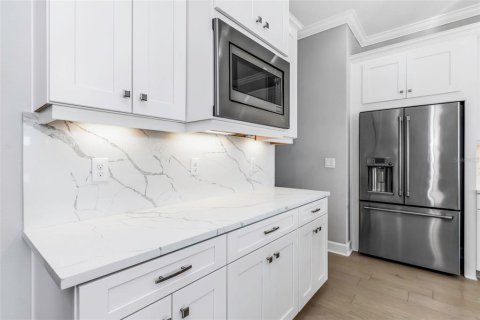 Купить виллу или дом в Тампа, Флорида 3 комнаты, 385.92м2, № 1509593 - фото 16