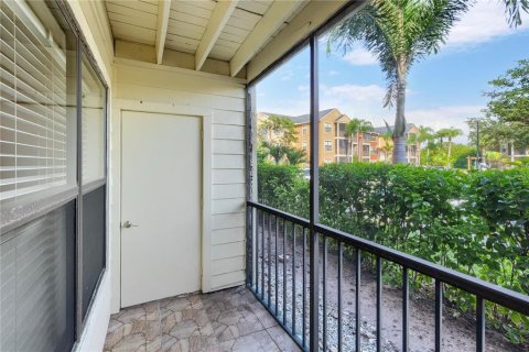 Condominio en alquiler en Saint Petersburg, Florida, 1 dormitorio, 61.78 m2 № 2427099 - foto 9