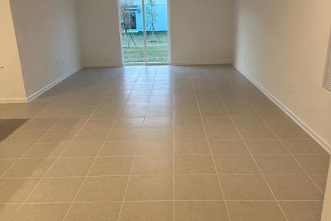 Villa ou maison à louer à Lake Wales, Floride: 6 chambres, 229.38 m2 № 2408286 - photo 3