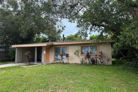 Casa en venta en Clearwater, Florida, 3 dormitorios, 92.53 m2 № 1909002 - foto 1
