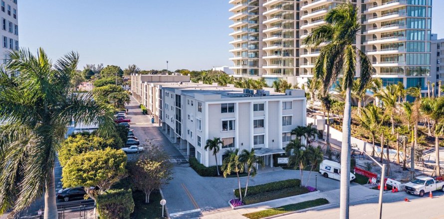 Condo in West Palm Beach, Florida, 1 bedroom № 1031615