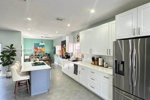 House in Miami, Florida 4 bedrooms, 167.6 sq.m. № 1999631