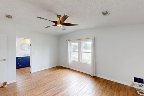 Снять в аренду квартиру в Гудзон, Флорида 11 комнат, 169.08м2, № 1786389 - фото 7