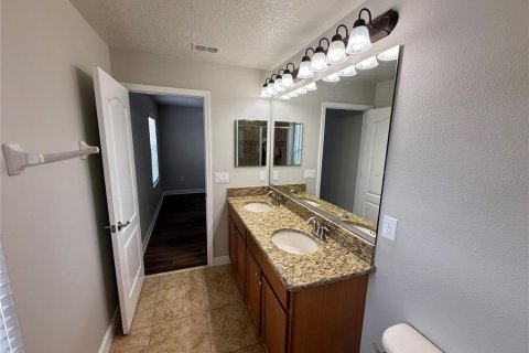 Townhouse in Winter Garden, Florida 3 bedrooms, 164.07 sq.m. № 1869722 - photo 19