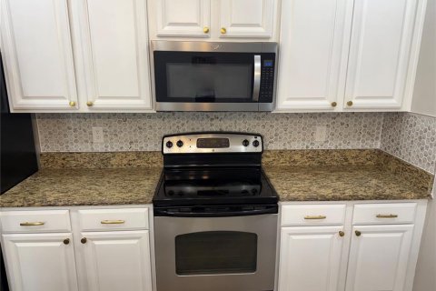 Townhouse in Winter Garden, Florida 3 bedrooms, 164.07 sq.m. № 1869722 - photo 9