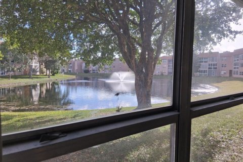 Copropriété à vendre à Sunrise, Floride: 1 chambre, 80.08 m2 № 2084402 - photo 12