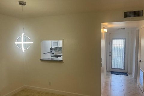 Copropriété à vendre à Sunrise, Floride: 1 chambre, 80.08 m2 № 2084402 - photo 17