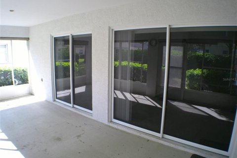 House in Clermont, Florida 3 bedrooms, 146.04 sq.m. № 1597663 - photo 17