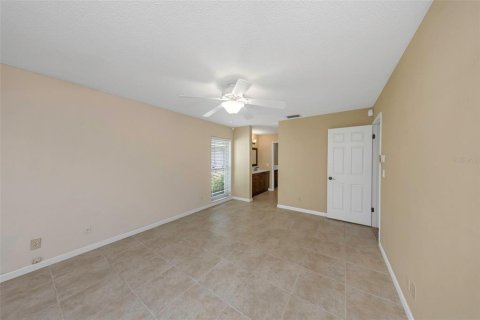 Villa ou maison à vendre à Palm Harbor, Floride: 4 chambres, 181.9 m2 № 2329475 - photo 16