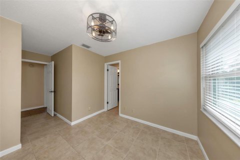 Villa ou maison à vendre à Palm Harbor, Floride: 4 chambres, 181.9 m2 № 2329475 - photo 24
