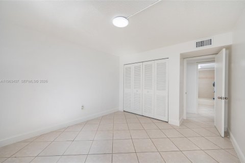Condominio en venta en Miami, Florida, 2 dormitorios, 94.76 m2 № 2025820 - foto 30