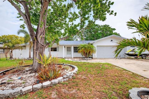 Casa en Clearwater, Florida 3 dormitorios, 123.19 m2 № 2135407