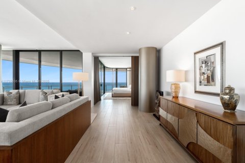 Condominio en venta en Miami Beach, Florida, 4 dormitorios, 327.48 m2 № 2035034 - foto 9