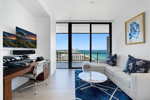 Condominio en venta en Miami Beach, Florida, 4 dormitorios, 327.48 m2 № 2035034 - foto 30