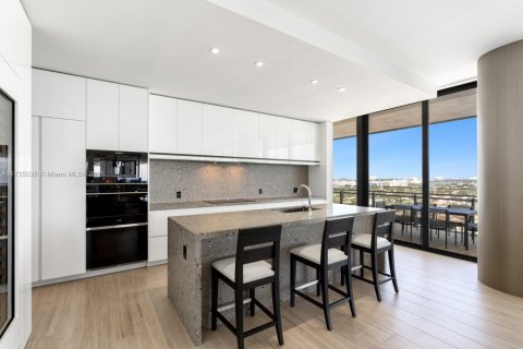 Condominio en venta en Miami Beach, Florida, 4 dormitorios, 327.48 m2 № 2035034 - foto 7