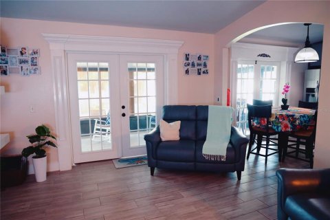 House in Clermont, Florida 3 bedrooms, 116.13 sq.m. № 1337679 - photo 10