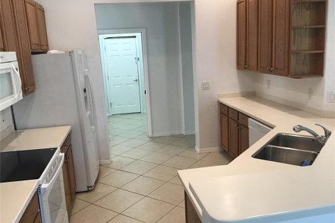 Villa ou maison à louer à Bradenton, Floride: 4 chambres, 196.86 m2 № 2379353 - photo 7